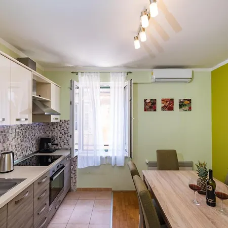 Centro Apartman Zára